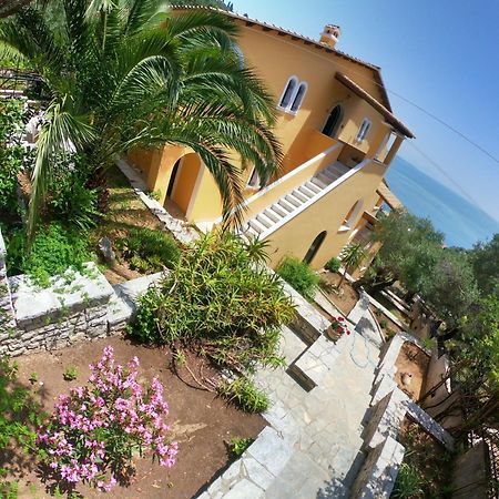 Silent Bay Apartments Katavolos Экстерьер фото