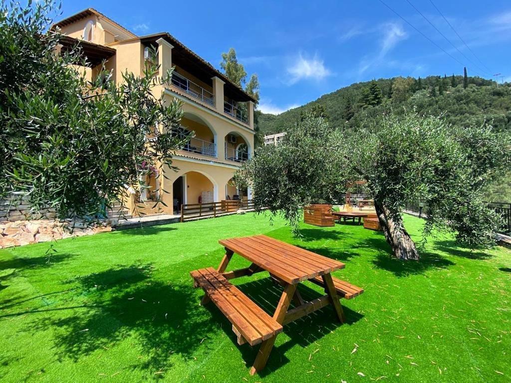 Silent Bay Apartments Katavolos Экстерьер фото
