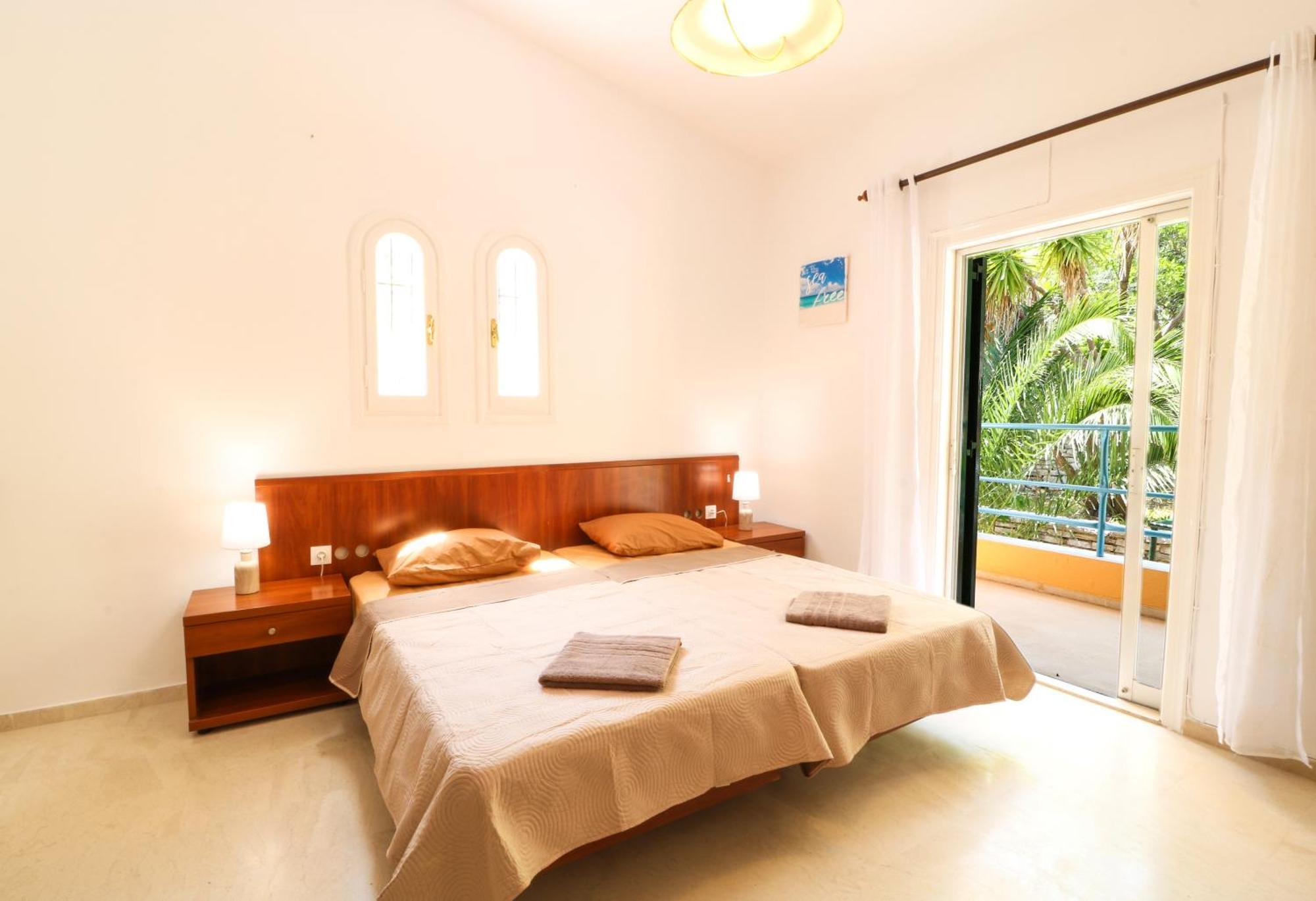 Silent Bay Apartments Katavolos Экстерьер фото