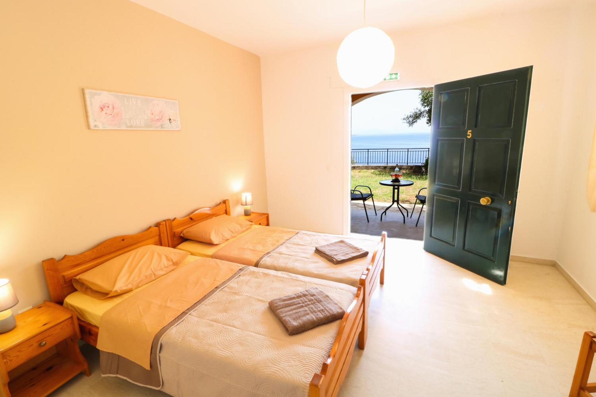 Silent Bay Apartments Katavolos Экстерьер фото