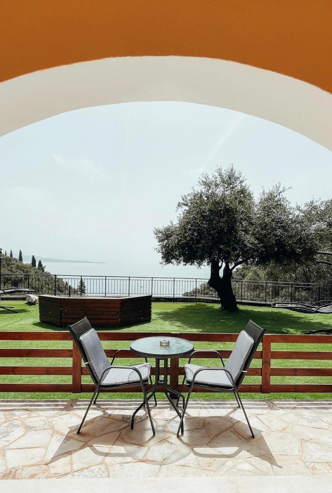 Silent Bay Apartments Katavolos Экстерьер фото