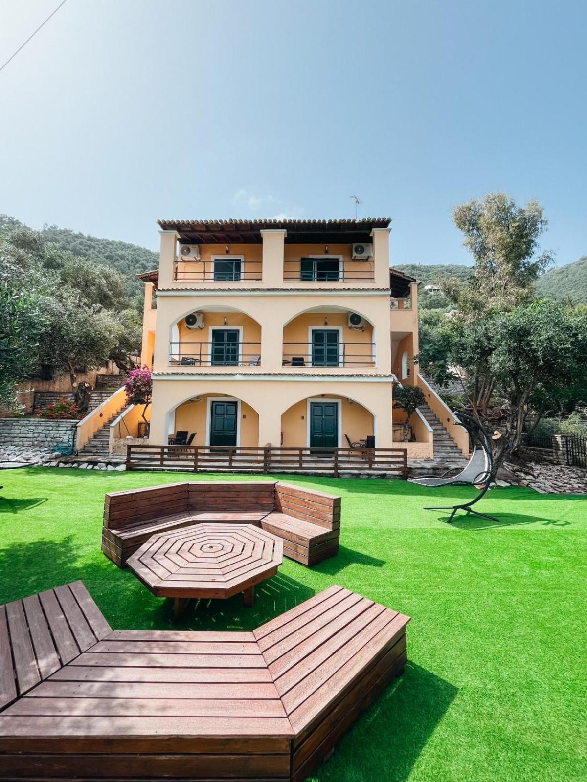 Silent Bay Apartments Katavolos Экстерьер фото