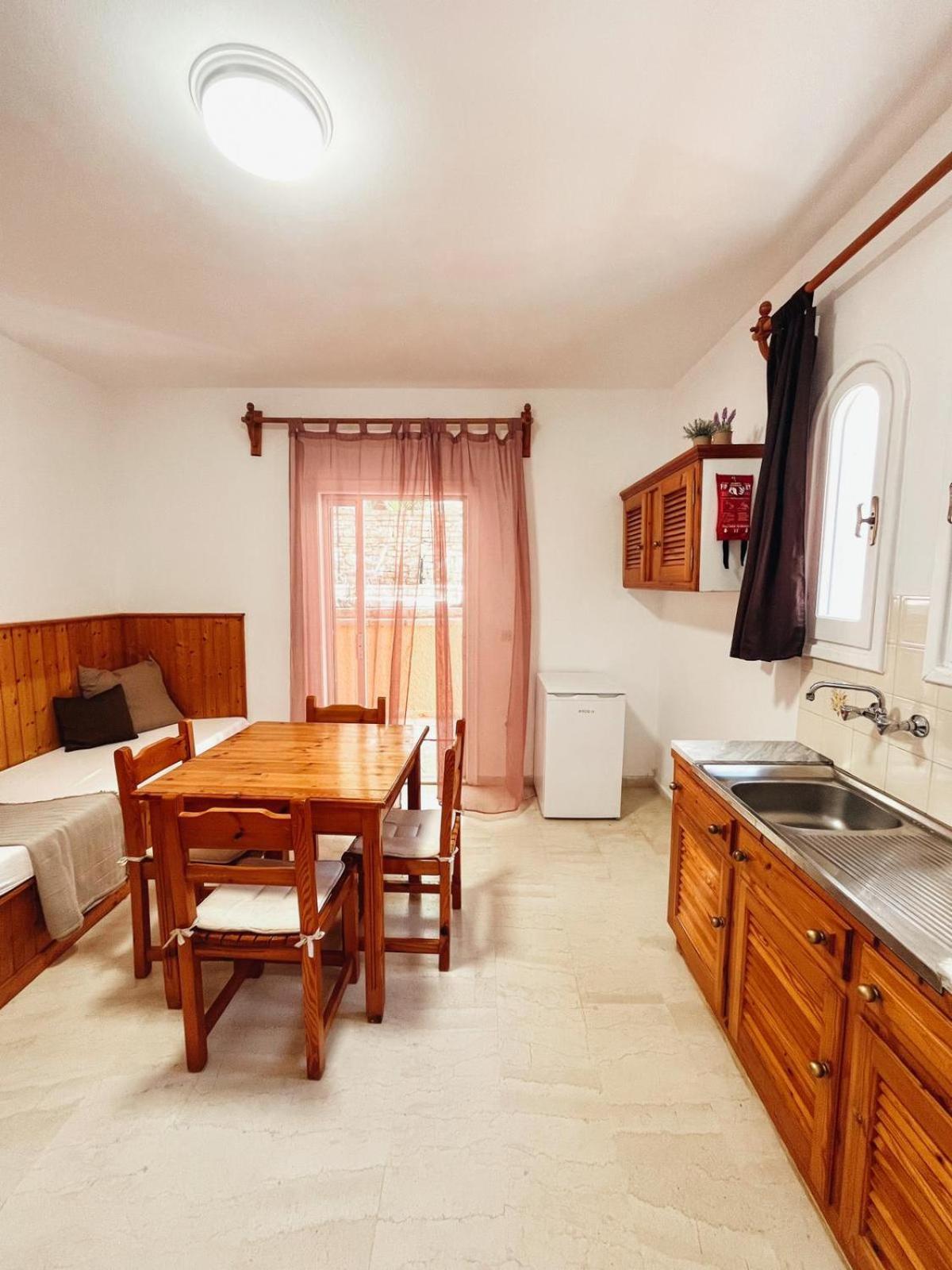 Silent Bay Apartments Katavolos Экстерьер фото