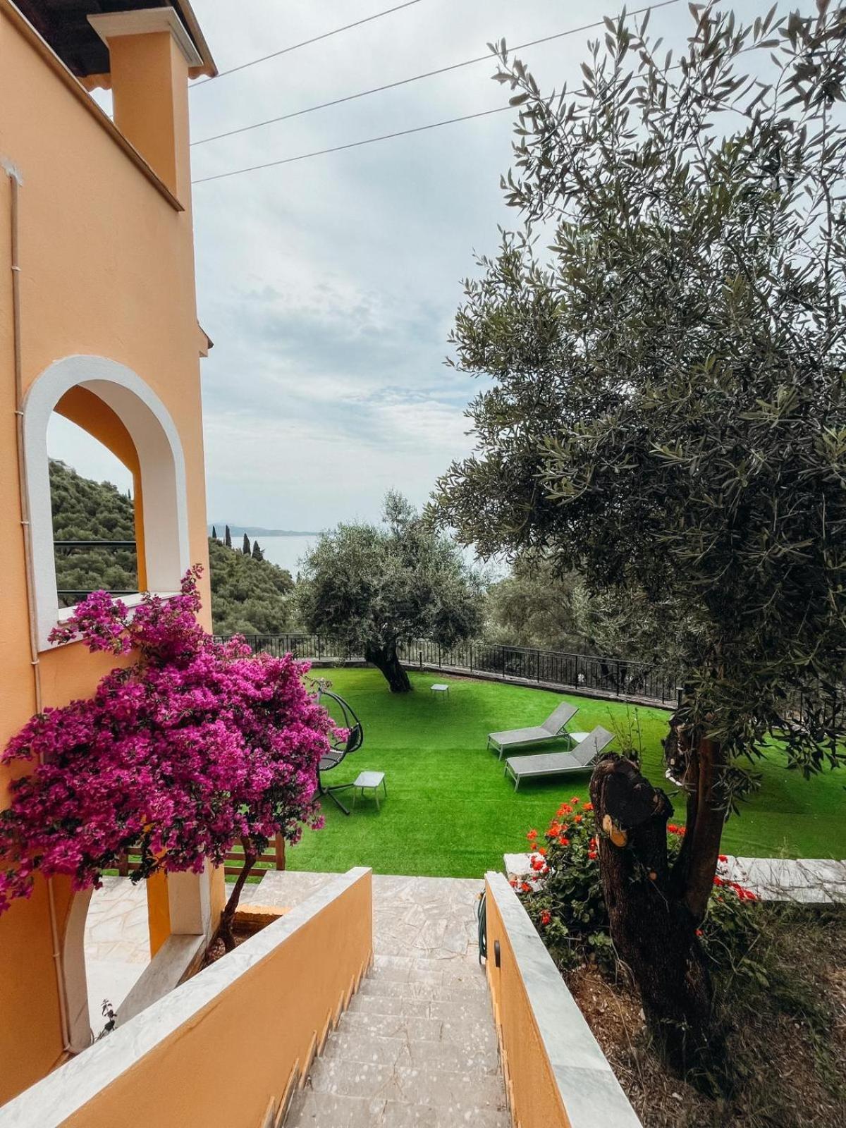 Silent Bay Apartments Katavolos Экстерьер фото